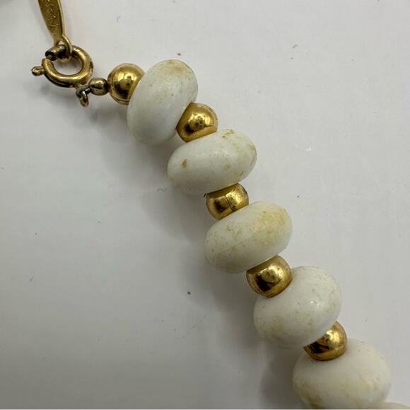 Napier Signed Vintage White Lucite Disc with Gold Spacers Choker Necklace - Picture 7 of 10